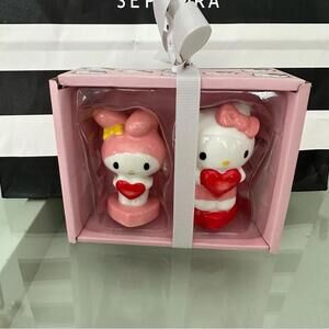 Blue Sky Clayworks X Sanrio HELLO KITTY Love Hearts Salt & Pepper Shakers